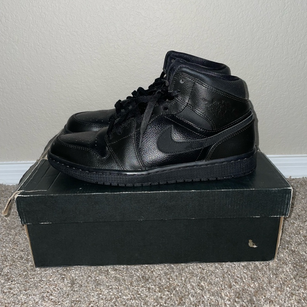 Jordan 1 Retro Black Mens Size 10 - Picture 3 of 6